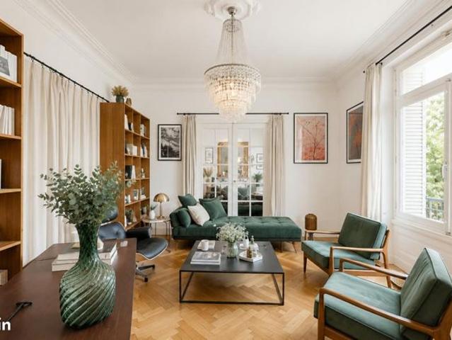 Appartement 10 pièces 240 m²