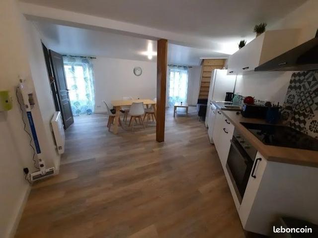 Appartement 10 pièces 265 m²