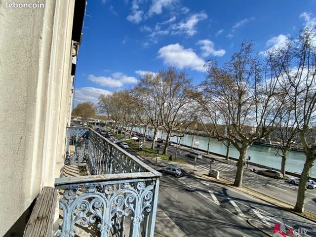 Appartement 10 pièces 294 m²