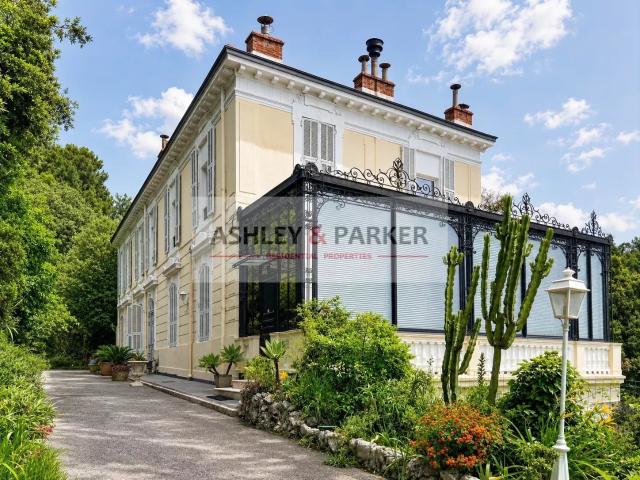 Appartement 10 pièces 200 m²