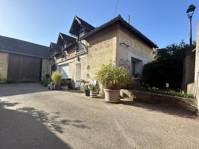 Appartement 112 m2 5 pièces