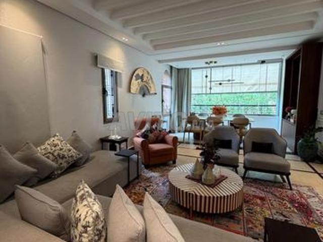 Appartement 115m² Dernier Étage Piscine