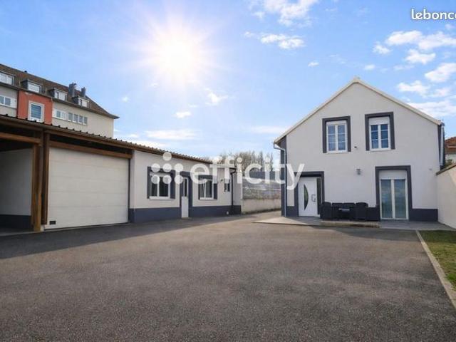 Appartement 11 pièces 270 m²