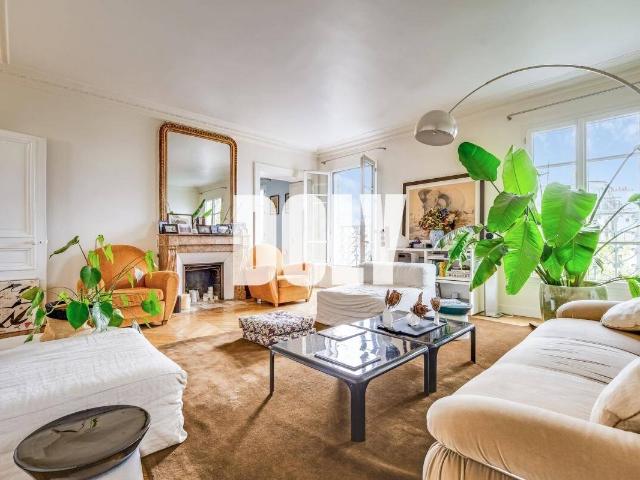 Appartement 120 m2 Paris 10ème