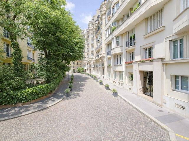 Appartement 120 m2 Paris 16ème