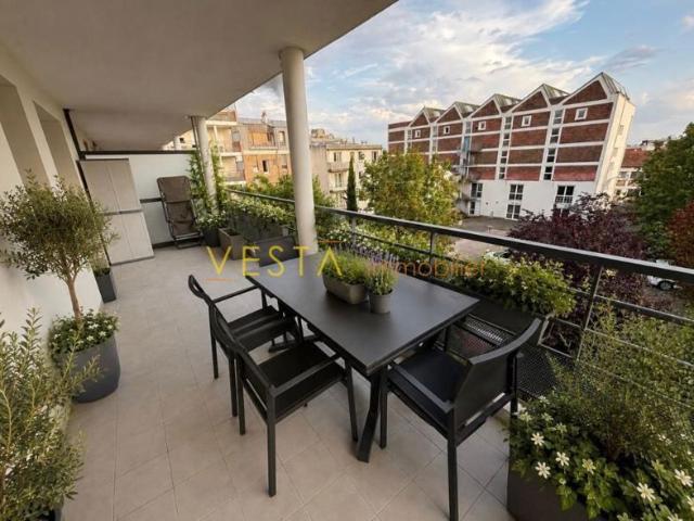 Appartement 123 m2 5 pièces