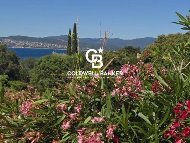 APPARTEMENT 124 M² – TERRASSE 85 M² – VUE MER