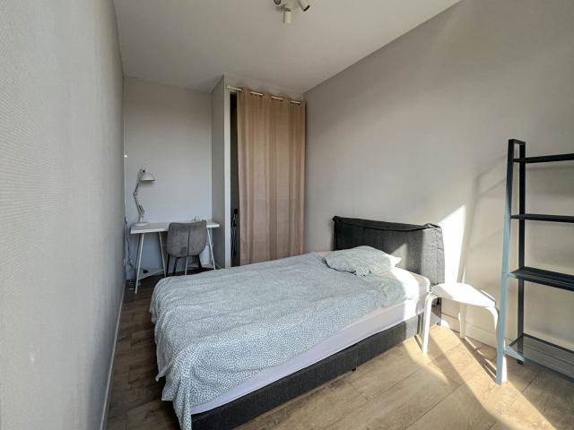 Appartement, 124 m² à louer à Vénissieux 69200