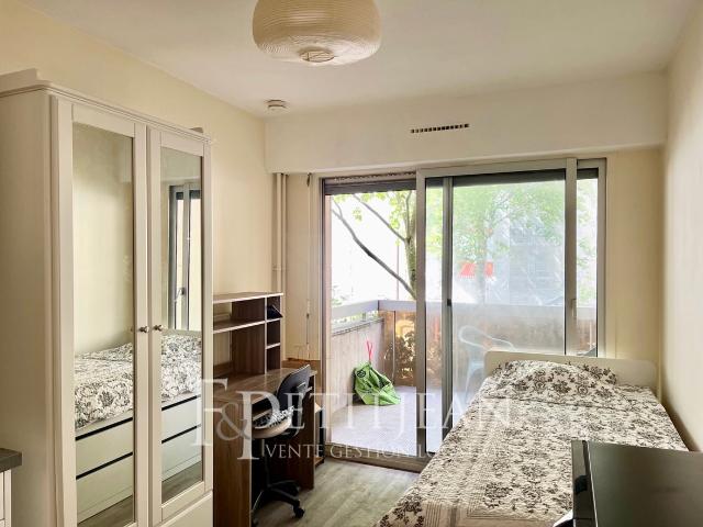 Appartement 12.66 m² 1 pièce Paris 75016