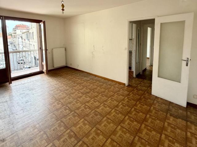 Appartement 13004 Le bien en vidéo