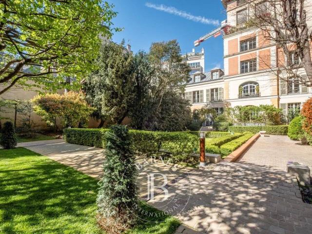 Appartement 135 m2 Paris 6ème