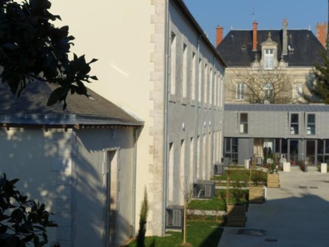 APPARTEMENT 141 M2 POITIERS PLATEAU