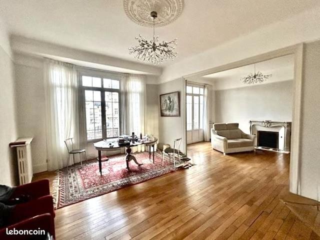 Appartement 146m2 | Immeuble Art Déco | Hyper centre Tours