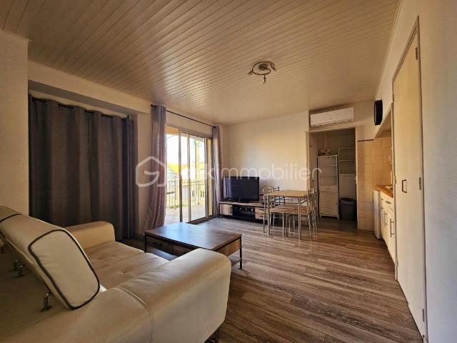 Appartement 150m de la mer