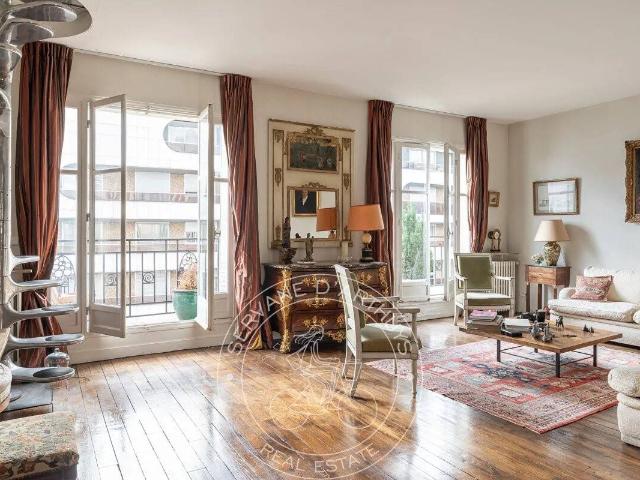 Appartement 151 m2 Paris 16ème