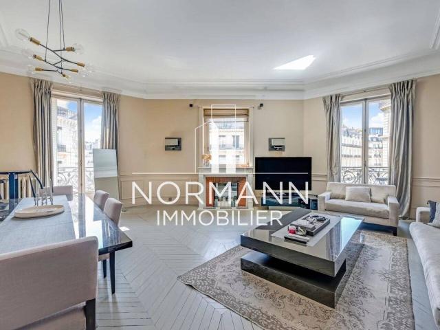 Appartement 151 m2 Paris 8ème