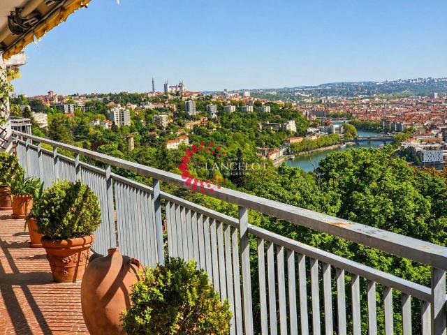 Appartement 157 m2 Ste Foy les Lyon