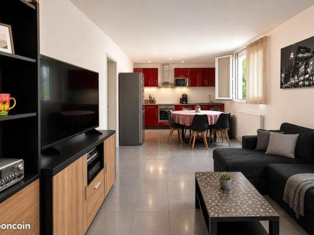 Appartement 15 pièces 250 m²