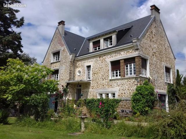 Appartement 15 pièces 263 m²