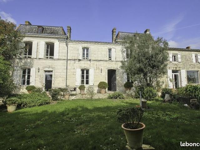 Propriété 15 pièces 291 m²