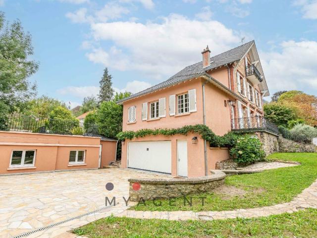 Appartement 15 pièces 300 m²