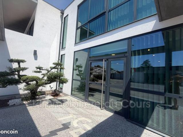 Appartement 15 pièces 700 m²