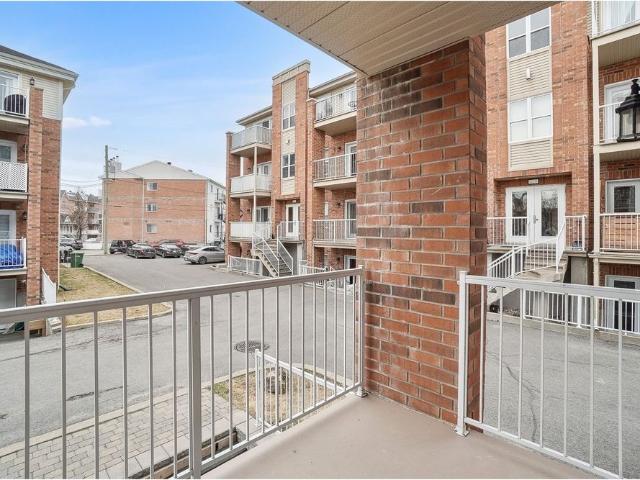 Appartement 16241 Rue Forsyth