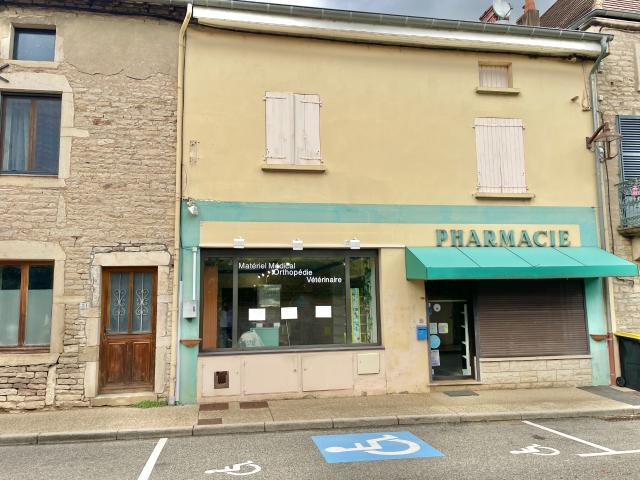 Maison de village 168 m2 avec jardin