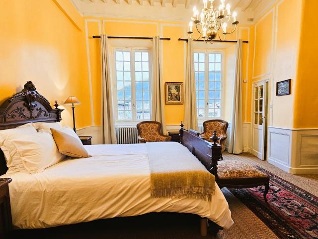 Maison 13 pièces 580 m²