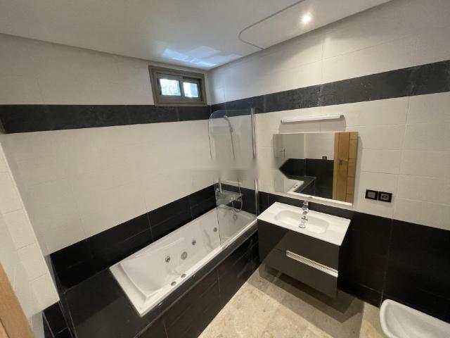 Appartement 180m² En Vente à Fès