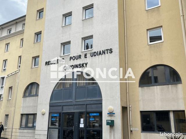 Appartement 18m² à vendre 53000 Valence 26000