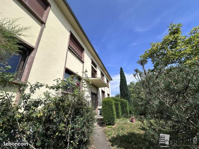 Appartement 19 pièces 490 m²