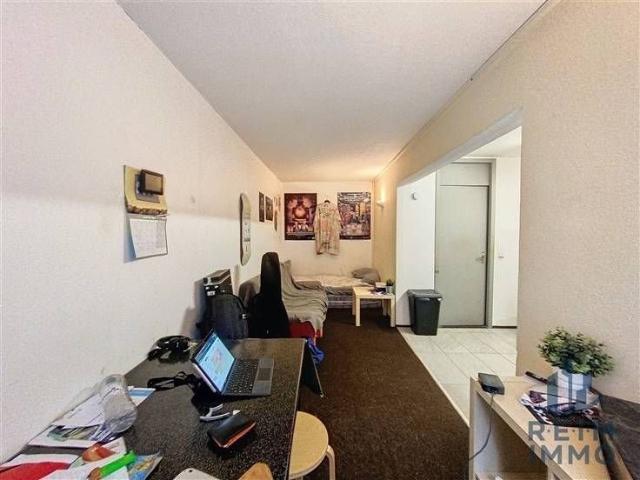 Appartement 1 ch situé au rdc à Lln