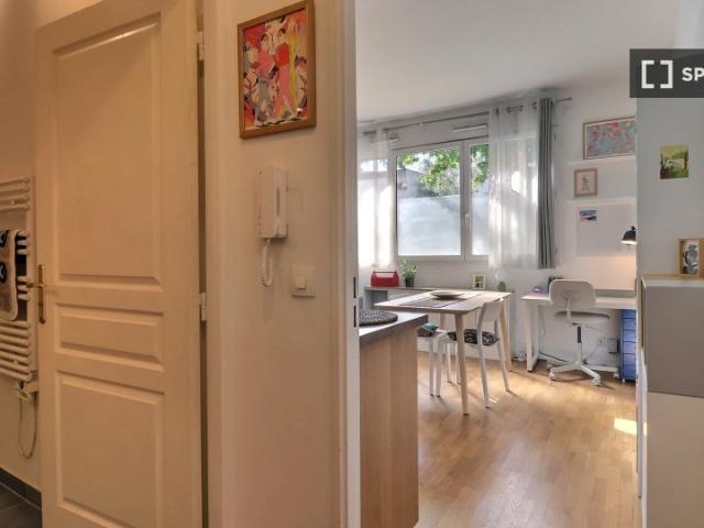 Appartement 1 chambre à louer à Manin Jaurès, Paris
