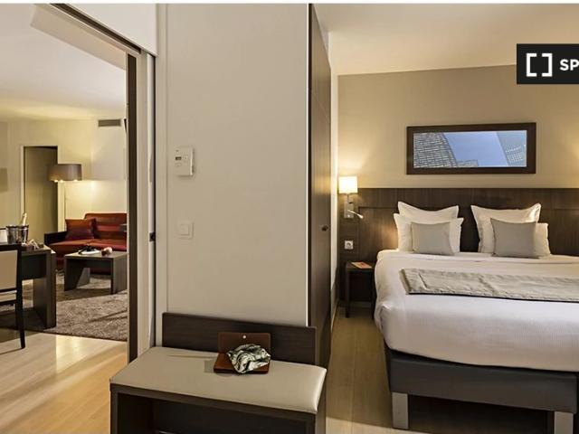 Appartement 1 chambre à louer à Courbevoie