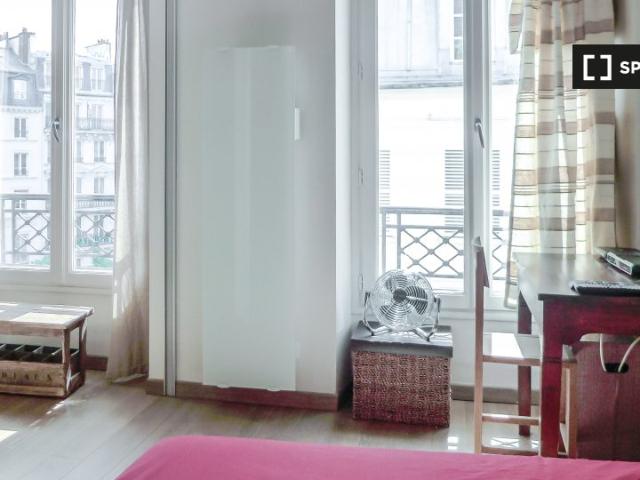 Appartement 1 chambre à louer à République, Paris