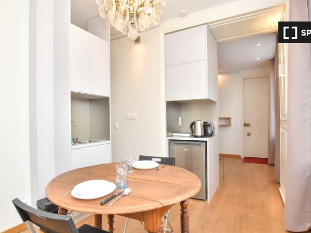 Appartement 1 chambre à louer Champs Élysées, Paris