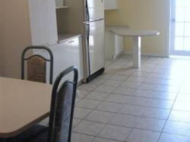 Appartement 1 chambre à louer Pointe aux Trembles à 13900 13910 Sherbrooke Est