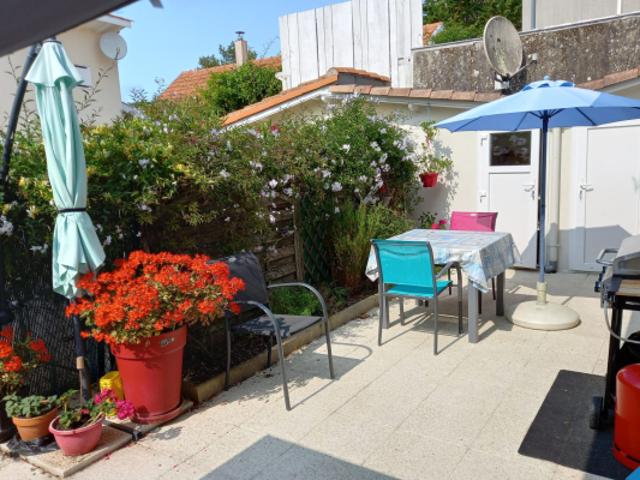 Appartement 1 chambre à RONCE LES BAINS