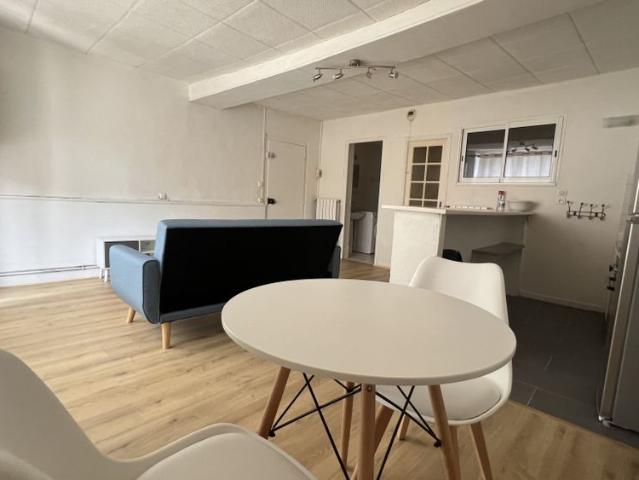 APPARTEMENT 1 CHAMBRE AVALLON Meublé
