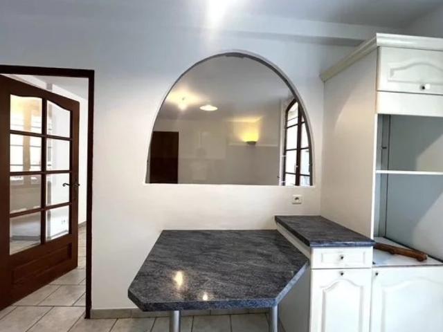 Appartement 1 chambre en centre ville avec balcon
