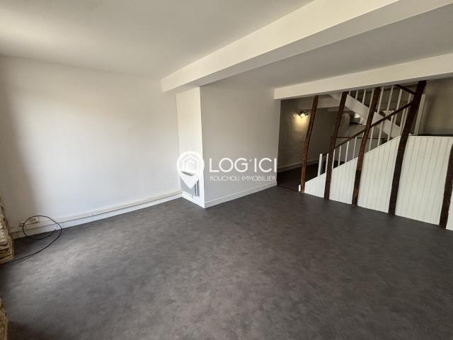 APPARTEMENT, 1 CHAMBRE, LEMBEYE, BUREAU