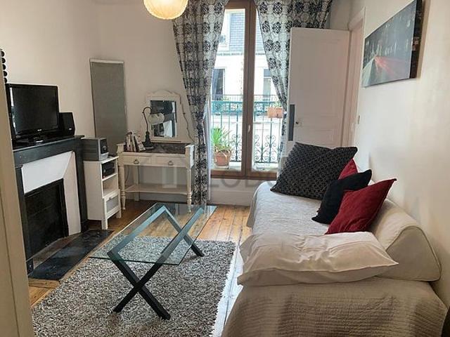 Appartement 1 chambre meublé avec cheminée et concierge La Chapelle Paris 18°