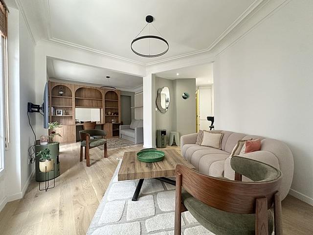 Appartement 1 chambre meublé avec ascenseur Montmartre Paris 18°