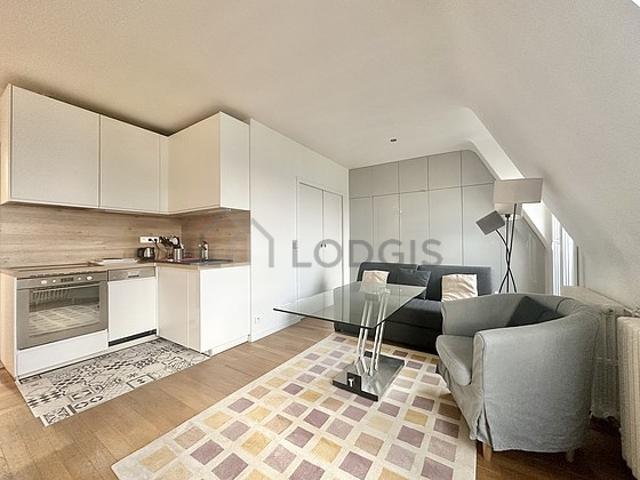Appartement 1 chambre meublé avec ascenseur, cave et local à vélos Batignolles Paris 17°