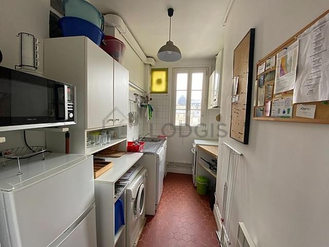 Appartement 1 chambre meublé avec ascenseur et cheminée Grands Boulevards Montorgueil Paris 2°
