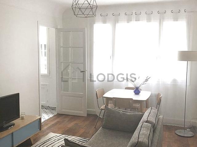 Appartement 1 chambre meublé avec ascenseur et concierge Batignolles Paris 17°