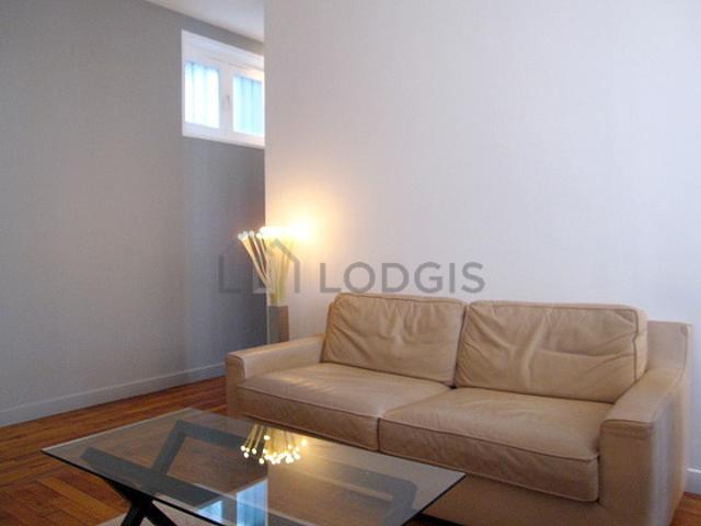 Appartement 1 chambre meublé avec ascenseur et concierge Paris 16°