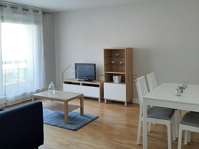 Appartement 1 chambre meublé avec ascenseur et place de parking en option Courbevoie 92400
