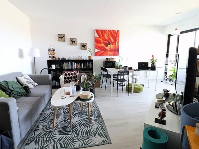 Appartement 1 chambre meublé avec ascenseur et place de parking en option Talence 33400